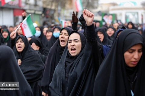 راهپیمایی مردم اردبیل در سوگ شهادت رهبر انقلاب