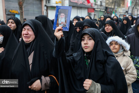 راهپیمایی مردم اردبیل در سوگ شهادت رهبر انقلاب