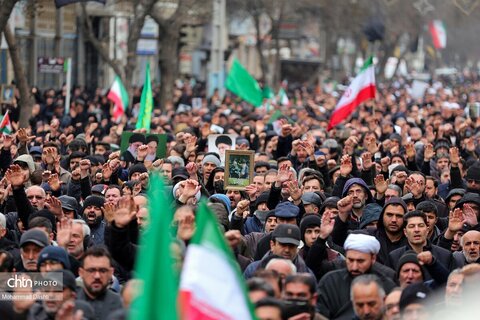 راهپیمایی مردم اردبیل در سوگ شهادت رهبر انقلاب