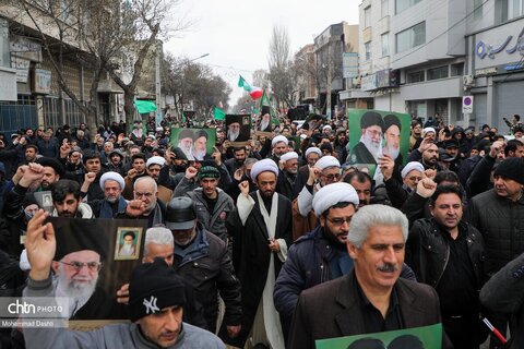 راهپیمایی مردم اردبیل در سوگ شهادت رهبر انقلاب