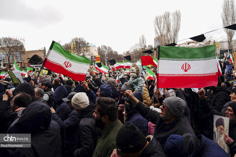 بیعت مردم اردبیل با رهبر انقلاب