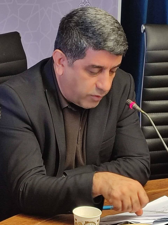 مسئولان برای مدیریت شرایط بحرانی و کنترل بازار آماده باشند