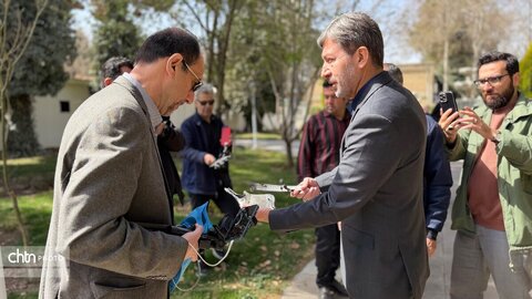 بازدید خبرنگاران بین‌المللی از آثار تاریخی آسیب دیده اصفهان