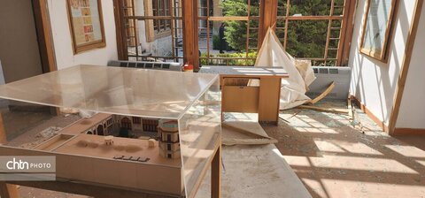 بازدید خبرنگاران بین‌المللی از آثار تاریخی آسیب دیده اصفهان