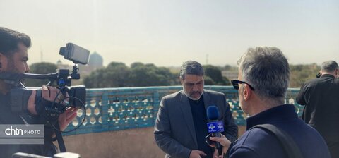 بازدید خبرنگاران بین‌المللی از آثار تاریخی آسیب دیده اصفهان