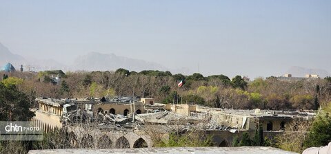 بازدید خبرنگاران بین‌المللی از آثار تاریخی آسیب دیده اصفهان