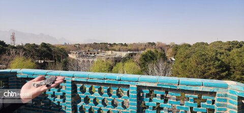 بازدید خبرنگاران بین‌المللی از آثار تاریخی آسیب دیده اصفهان