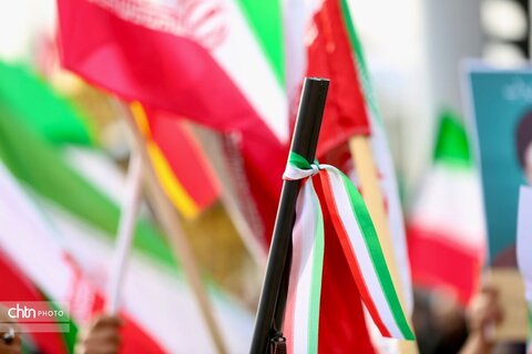 بیعت قشقایی فارس با رهبر