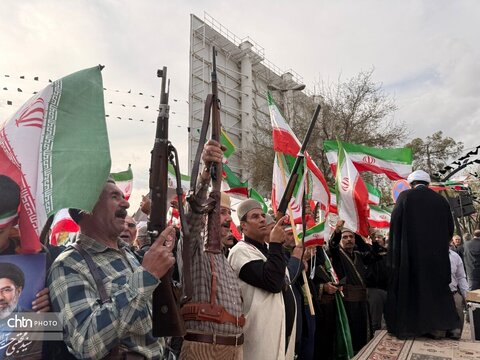 بیعت قشقایی فارس با رهبر