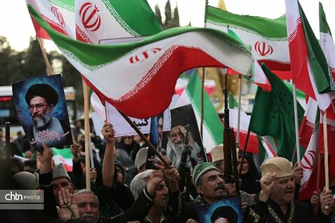بیعت قشقایی فارس با رهبر