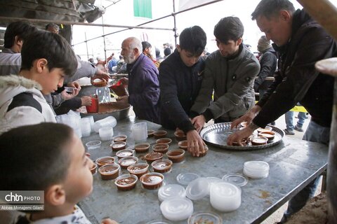 برگزاری پویش مردمی نذر جهانی «صالح بعد صالح» با پخت ۲۱ تُن سمنوی نذری