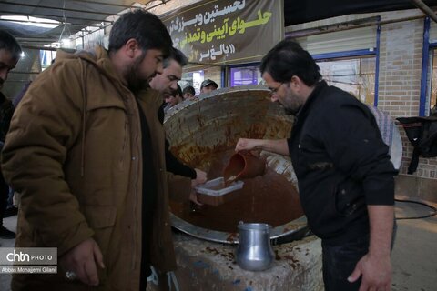 برگزاری پویش مردمی نذر جهانی «صالح بعد صالح» با پخت ۲۱ تُن سمنوی نذری