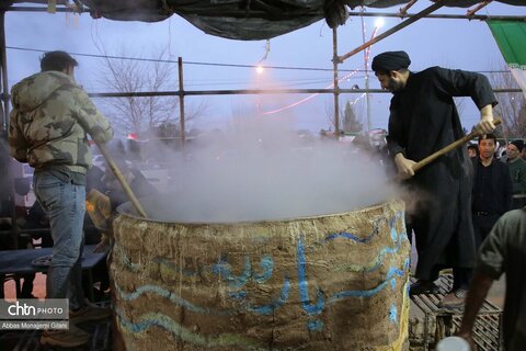 برگزاری پویش مردمی نذر جهانی «صالح بعد صالح» با پخت ۲۱ تُن سمنوی نذری