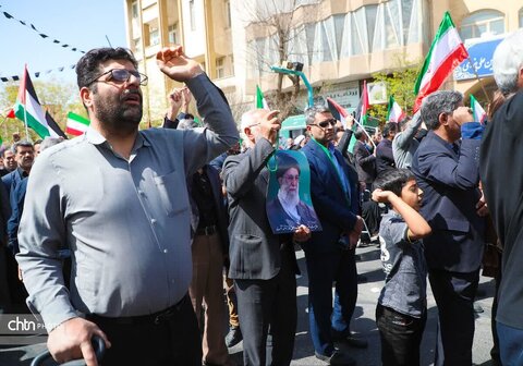 طوفانِ غیرت در قلبِ کویر؛ حماسه‌یِ ماندگارِ یزدِ جهانی در آدینه‌یِ قدس