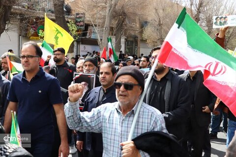 طوفانِ غیرت در قلبِ کویر؛ حماسه‌یِ ماندگارِ یزدِ جهانی در آدینه‌یِ قدس