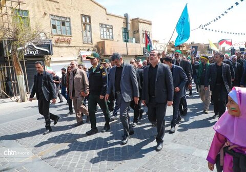طوفانِ غیرت در قلبِ کویر؛ حماسه‌یِ ماندگارِ یزدِ جهانی در آدینه‌یِ قدس