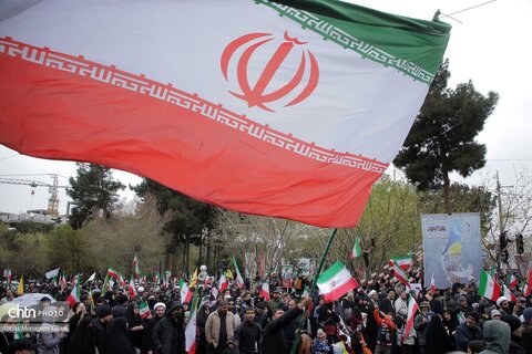 راهپیمایی پرشکوه مردم قم در روز جهانی قدس و تشییع شهداء