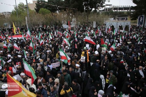 راهپیمایی پرشکوه مردم قم در روز جهانی قدس و تشییع شهداء