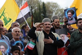 بیعت قوم بزرگ لر در استان فارس با رهبر انقلاب اسلامی