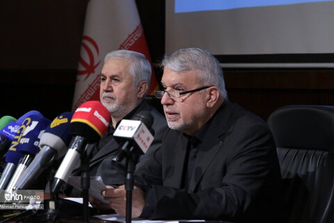 نشست وزیر میراث‌فرهنگی، گردشگری و صنایع‌دستی با رسانه‌های بین‌المللی