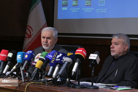 نشست وزیر میراث‌فرهنگی، گردشگری و صنایع‌دستی با رسانه‌های بین‌المللی