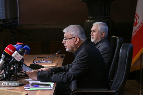 نشست وزیر میراث‌فرهنگی، گردشگری و صنایع‌دستی با رسانه‌های بین‌المللی