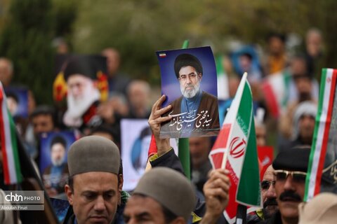 بیعت قوم لر استان فارس با رهبر