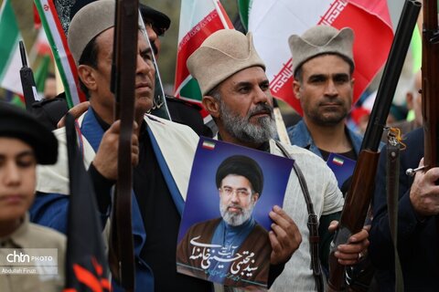 بیعت قوم لر استان فارس با رهبر