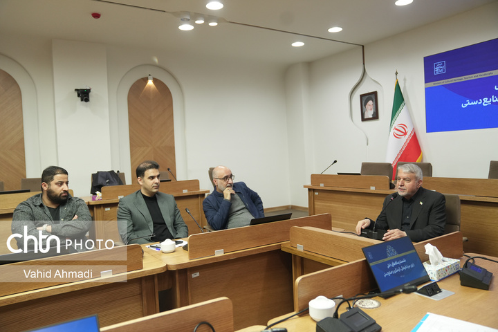 نشست صمیمی صالحی امیری با رسانه‌های داخلی