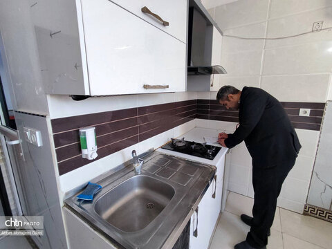 بازدید کارشناسان گردشگری از اماکن اقامتی قم