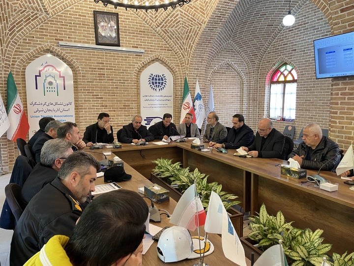 ادامه فعالیت ستاد خدمات سفر با ۳ رویکرد انطباق با شرایط کشور، تداوم خدمت‌رسانی و حفظ امنیت و رفاه عمومی/ نباید اجازه دهیم شرایط جنگی در زندگی مردم وقفه ایجاد کند