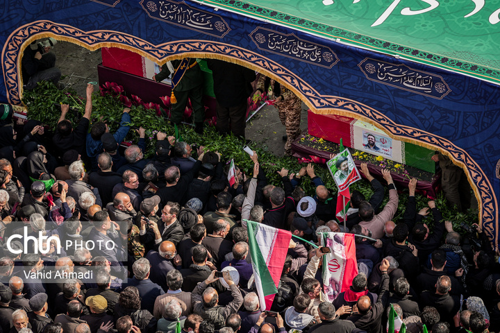 آئین تشییع شهدای ناو دنا و شهیدان لاریجانی و سلیمانی