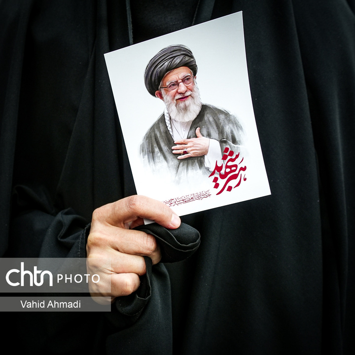 آئین تشییع شهدای ناو دنا و شهیدان لاریجانی و سلیمانی