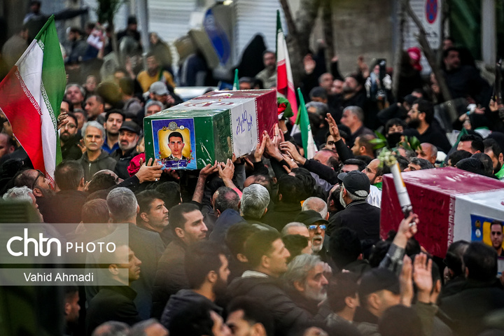 آئین تشییع شهدای ناو دنا و شهیدان لاریجانی و سلیمانی