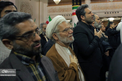 وداع مردم قم با پیکر شهید لاریجانی در حرم مطهر حضرت معصومه(س)