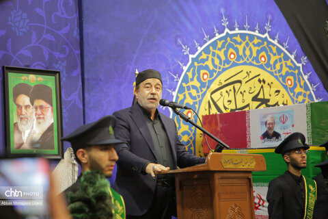 وداع مردم قم با پیکر شهید لاریجانی در حرم مطهر حضرت معصومه(س)