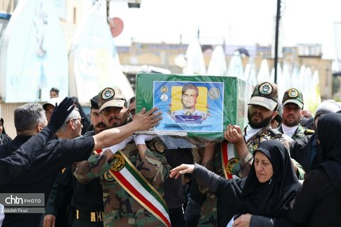 تشییع شهدای ناو دنا در شیراز