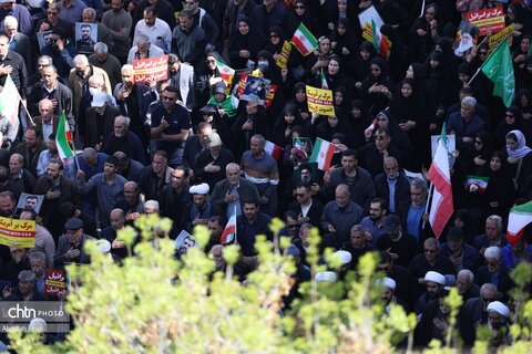 تشییع شهدای ناو دنا در شیراز