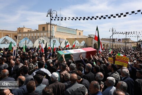 تشییع شهدای ناو دنا در شیراز