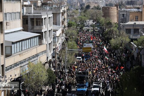 تشییع شهدای ناو دنا در شیراز