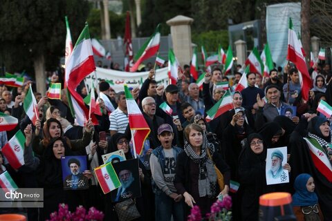 تحویل سال ۱۴۰۵در گذر حافظ شیراز