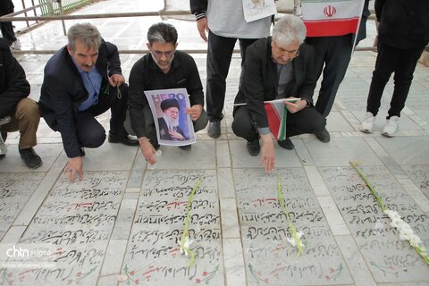 تجدید میثاق مدیرکل میراث‌فرهنگی و فعالان گردشگری و صنایع‌دستی قم با شهداء