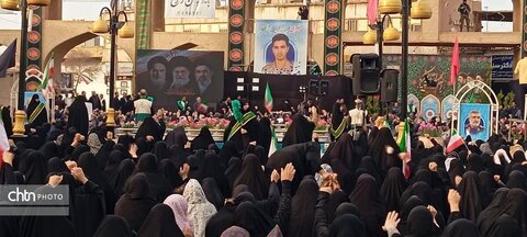 طنینِ بندگی در قلبِ تاریخ؛ قامتِ یزد به شکرانه‌ی فطر در امیرچقماق برافراشته شد