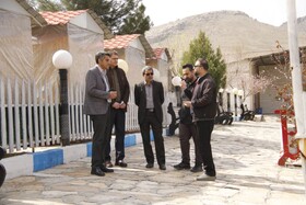 بازدید سرپرست اداره‌کل استان کرمانشاه از تأسیسات گردشگری بین‌راهی در کنگاور و صحنه / حمایت از واحد گردشگری آسیب‌دیده در حملات جنگی