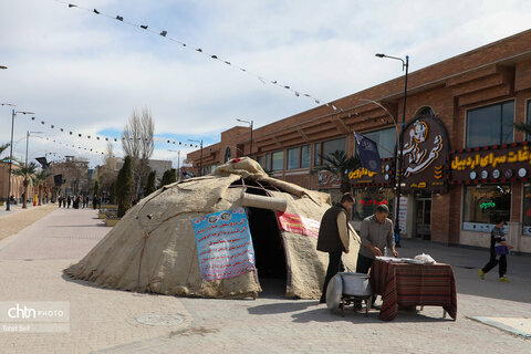 نظارت بر ارائه خدمات به مسافران نوروزی در مرکز استان اردبیل