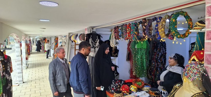 آغاز به کار نمایشگاه بهاره صنایع‌دستی در تاق‌بستان /