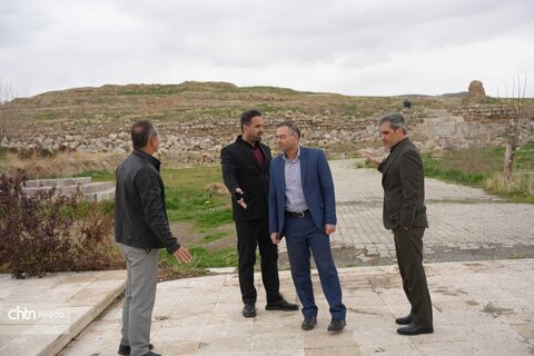 معبد آناهیتا