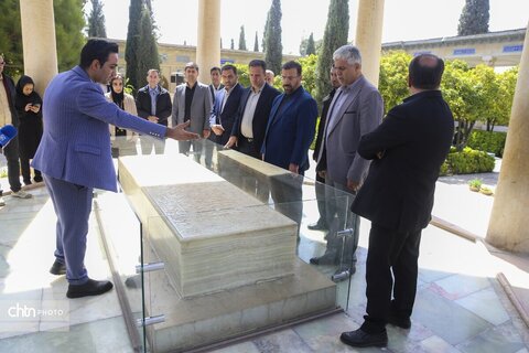 بازدید استاندار فارس از بعضی اماکن غیرموزه ای فارس