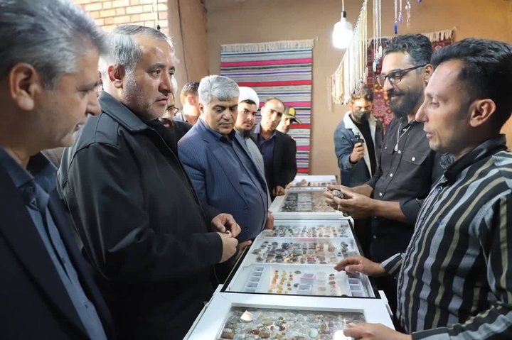 بازدید استاندار خراسان جنوبی از بازارچه و ایستگاه نوروزی خدمات سفر شهرستان خوسف/ تقدیر استاندار از فعالیت‌های متمرکز