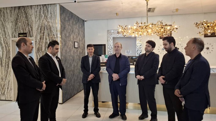 بازدید میدانی فرماندار تهران از هتل‌های اسکان شهروندان آسیب‌دیده از جنگ